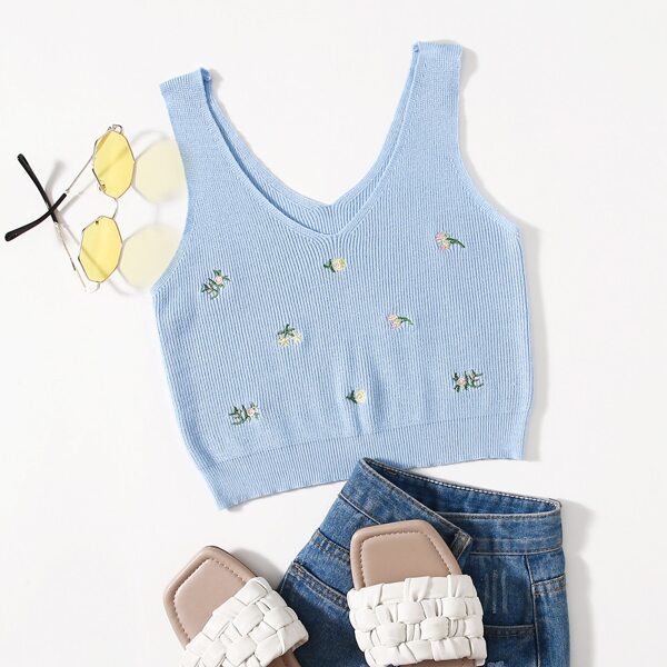 

Floral Embroidery Knit Top, Baby blue