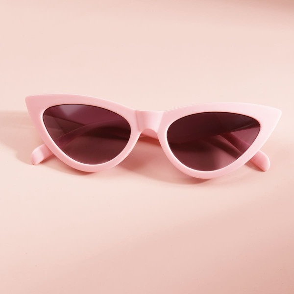 

Cat Eye Sunglasses