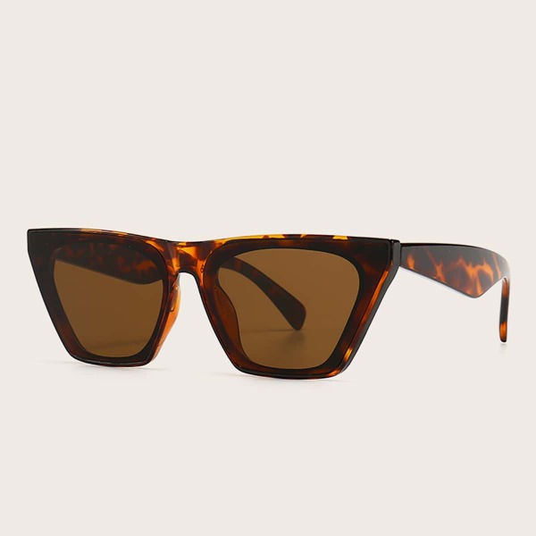 

Tortoiseshell Frame Sunglasses