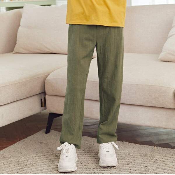 

Boys Buttoned Detail Solid Pants, Army green