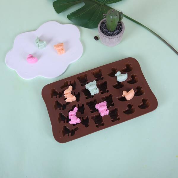 

1pc 24 Grid Animal Chocolate Mold, Brown