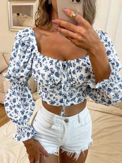 بلوزة قصير معقود مزهر