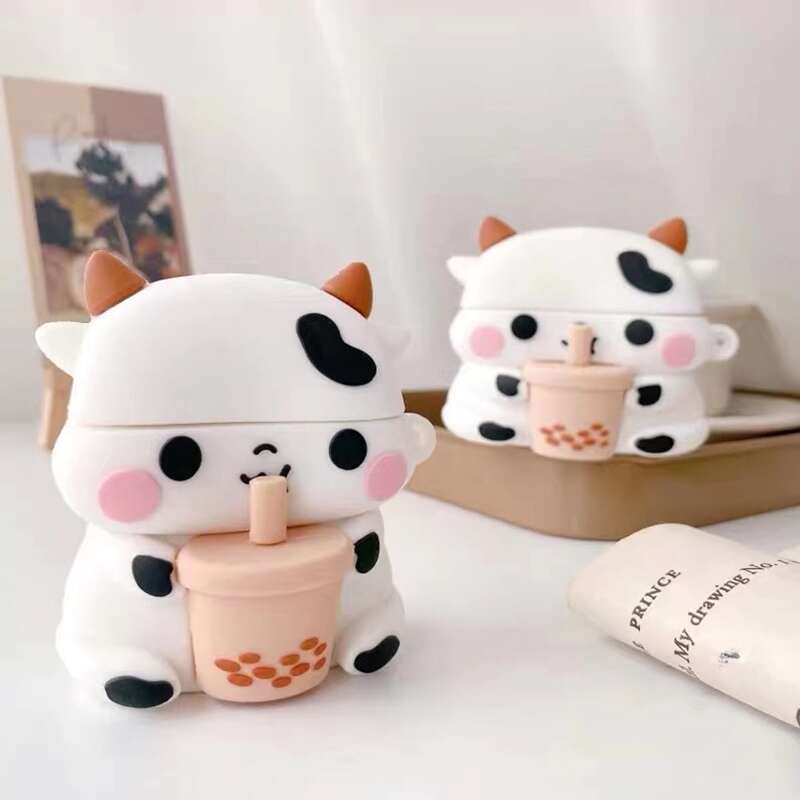 

Cartoon Cow Airpods Case, White