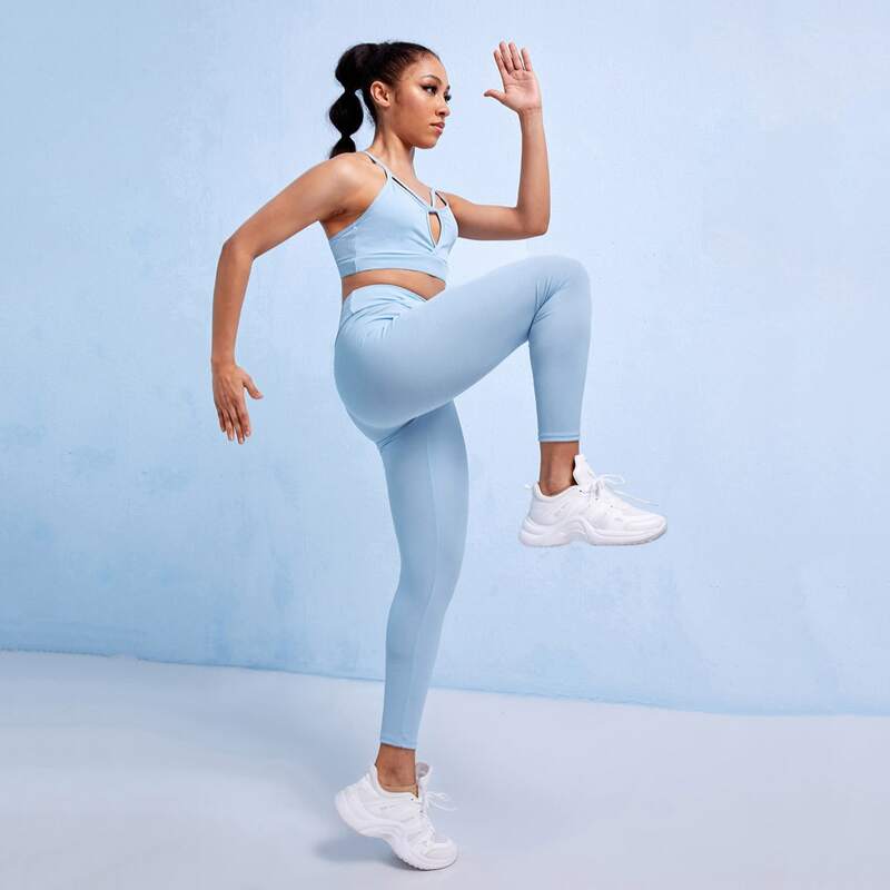 

Criss Cross Backless Sports Bra & Leggings, Baby blue