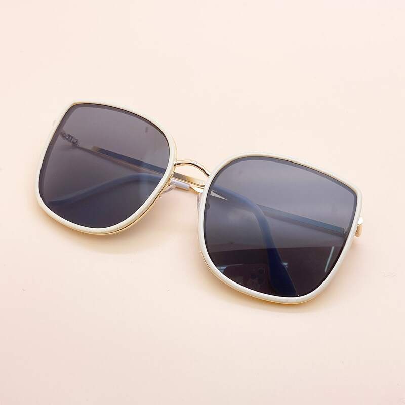

Metal Frame Sunglasses, Black