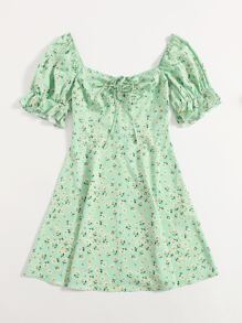 Soleia Puff Sleeve Ruched Front Ditsy Floral Dress - Mint Green - View 3