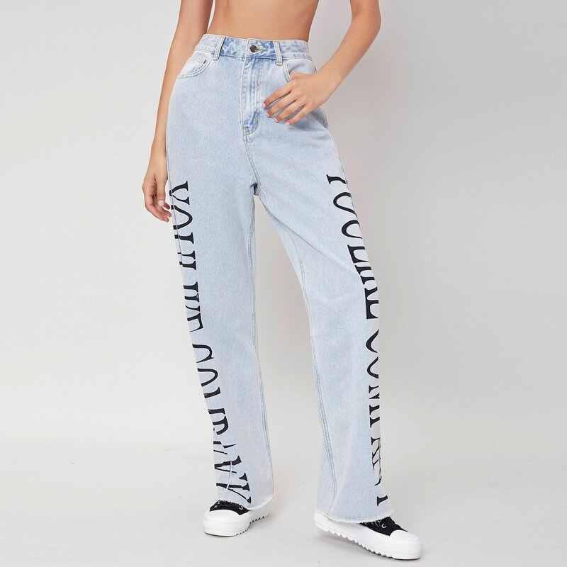 

Raw Hem Light Wash Letter Graphic Jeans