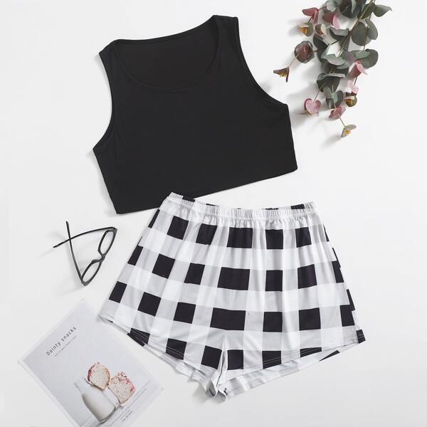 

Plus Solid Tank Top With Gingham Shorts Pajama Set, Black and white