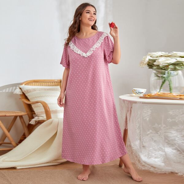 

Plus Lace Trim Allover Heart Print Nightdress, Pink