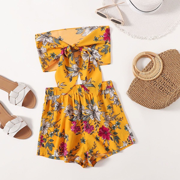 

Tie Front Floral Tube Top & Shorts Set, Mustard yellow