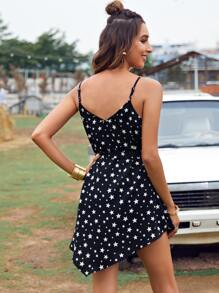 SHEIN 自腰帶不對稱下擺星星圖案吊帶洋裝 - 黑色 - 查看 2