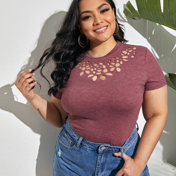 

Plus Laser Cut Yoke Top, Dusty pink