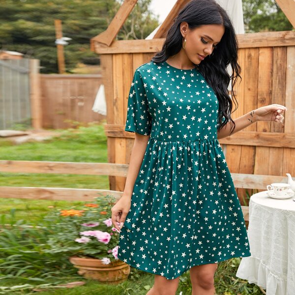 

Allover Star Print Smock Dress, Dark green