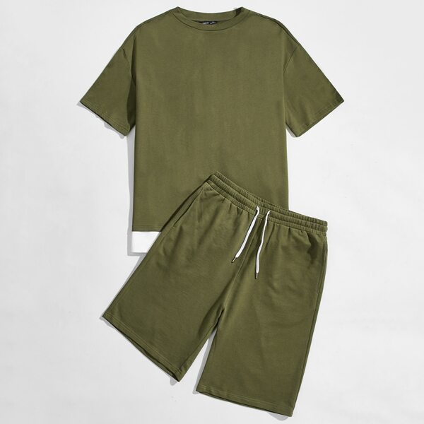 

Men Drop Shoulder Contrast Hem Top & Shorts Set, Army green