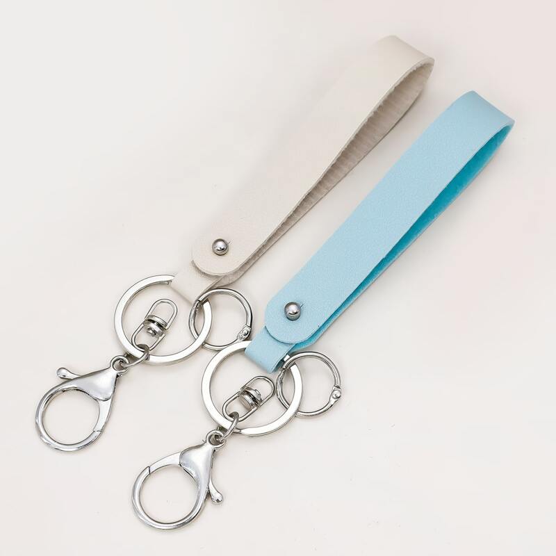 

2pcs Simple Keychain, Multicolor