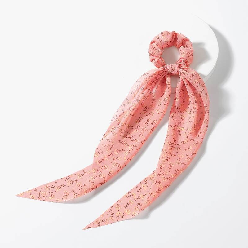 

Ditsy Floral Print Scrunchie Scarf, Pink