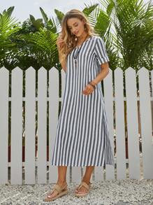 EMERY ROSE Split Thigh Cuffed Striped Dress