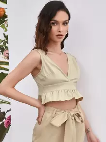 SHEIN Frenchy 後拉鏈荷葉邊下擺背心短版上衣 - 米色 - 查看 1