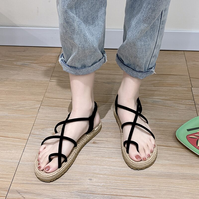 

Toe Post Skinny Strap Sandals, Black