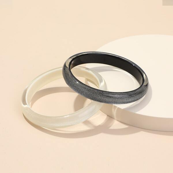 

2pcs Resin Bangle, Black and white