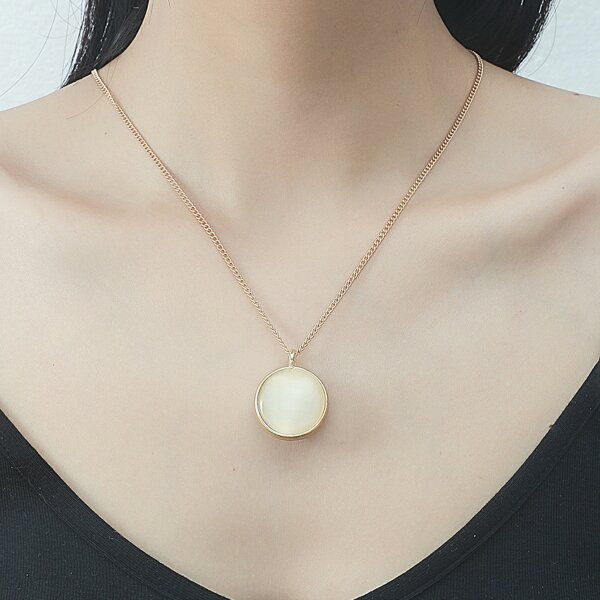 

Round Charm Necklace, Gold
