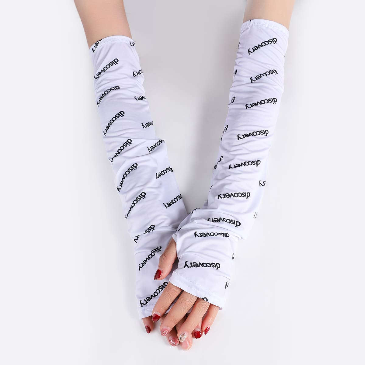 

Letter Graphic Long Fingerless Gloves, White