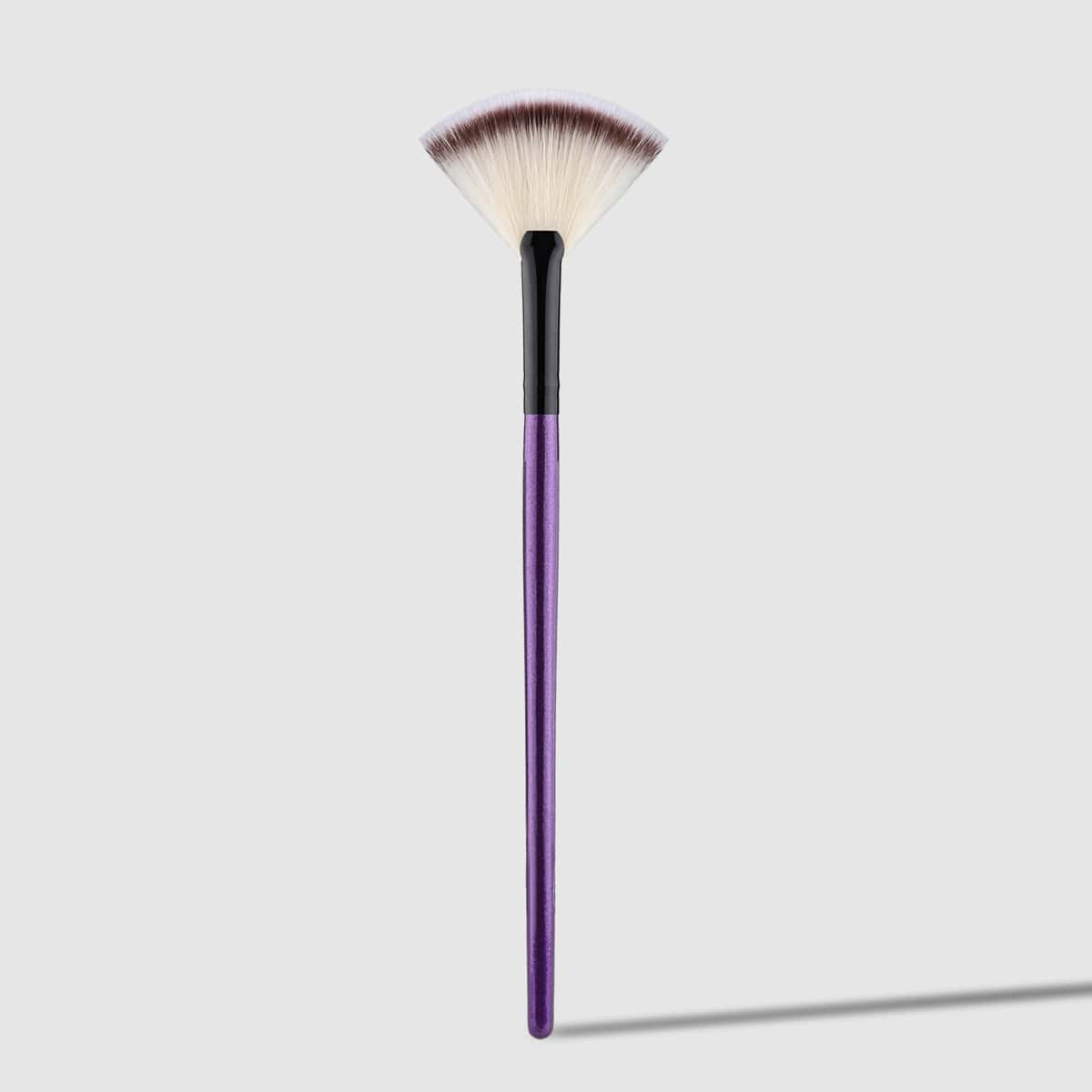 

1pc Fan Shaped Highlight Brush, Purple
