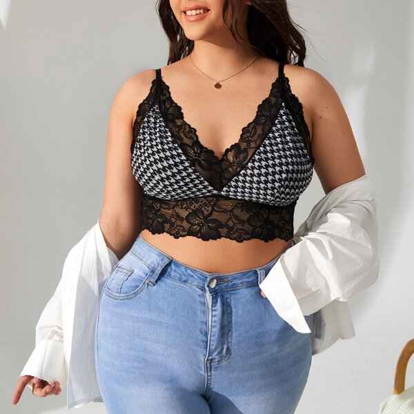 

Plus Contrast Lace Bralette, Black and white