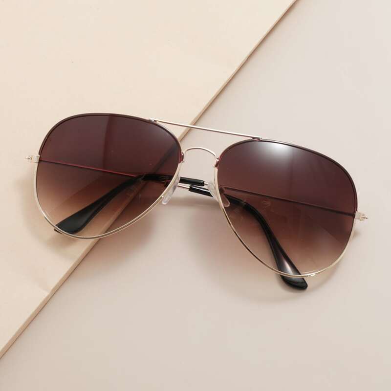 

Metal Frame Sunglasses