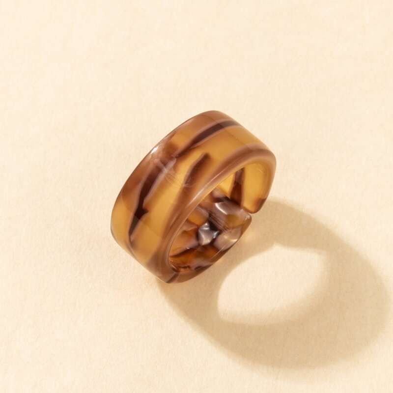 

1pc Resin Ring, Brown