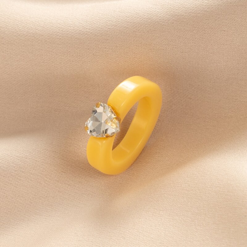 

Heart Rhinestone Decor Ring, Yellow