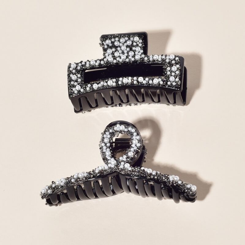 

2pcs Faux Pearl Decor Hair Claw, Black
