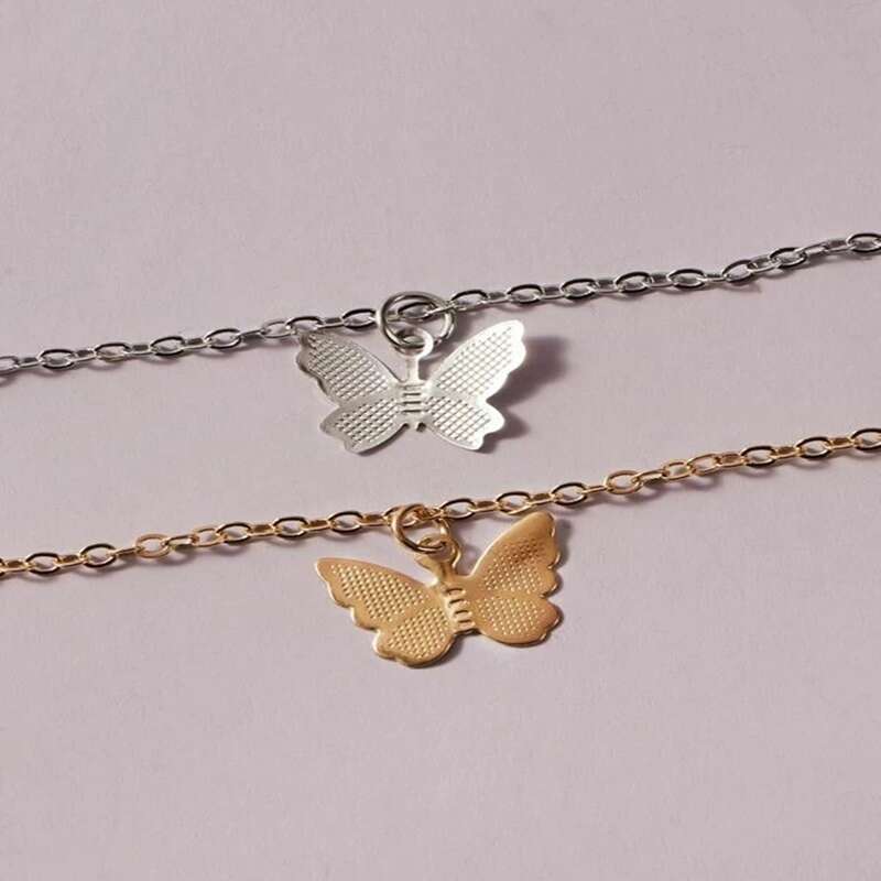 

2pcs Butterfly Decor Bracelet, Multicolor