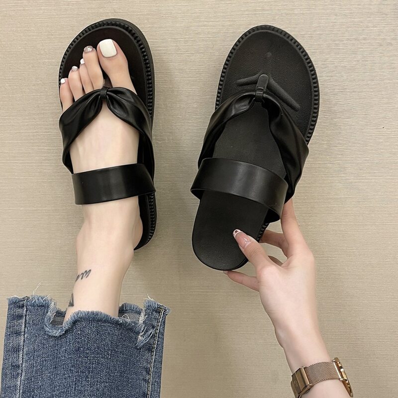 Solid Toe Post Thong Sandals, Black