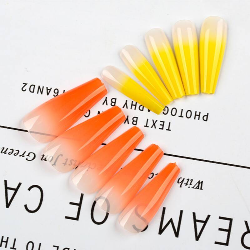 

20pcs Ombre Fake Nail, Yellow