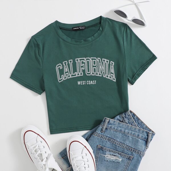 

Letter Graphic Crop Tee, Dark green