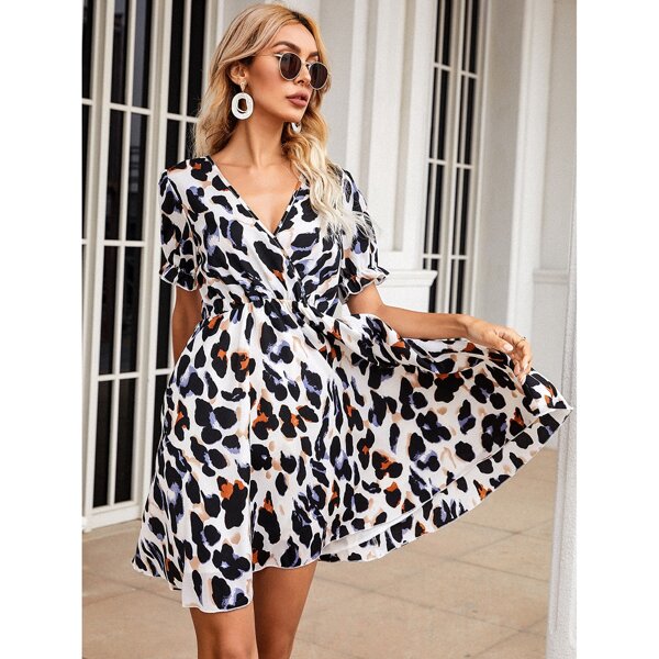 

Graphic Print Surplice Neck Dress, Multicolor