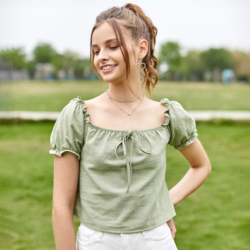 

Solid Lettuce Trim Blouse, Green
