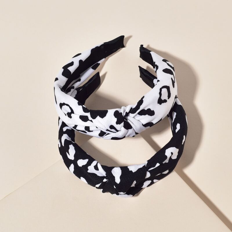

2pcs Cow Print Knot Headband, Black and white