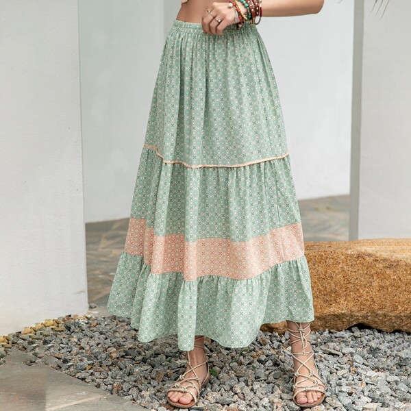 

Ruffle Hem Ditsy Floral Skirt, Black mint green