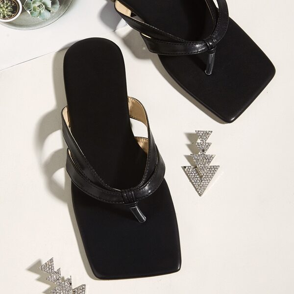

Minimalist Thong Sandals, Black