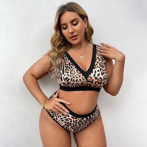 

Plus Leopard Lingerie Set, Multicolor