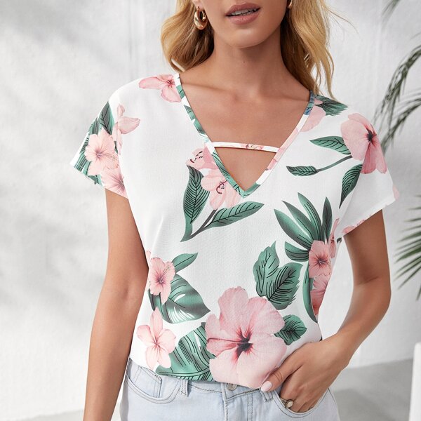 

Keyhole Neck Batwing Sleeve Floral Print Top, Multicolor