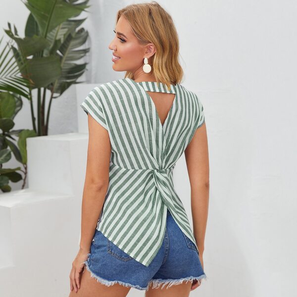 

Striped Twist Back Cut Out Top, Multicolor