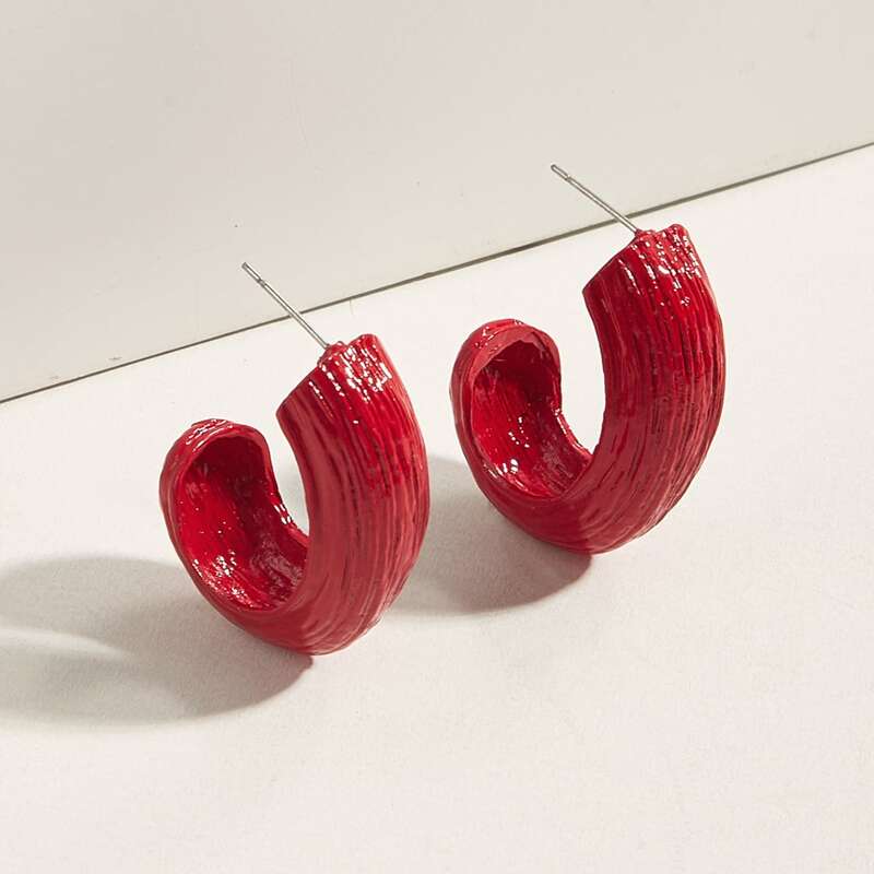 

C-shaped Hoop Earrings, Red