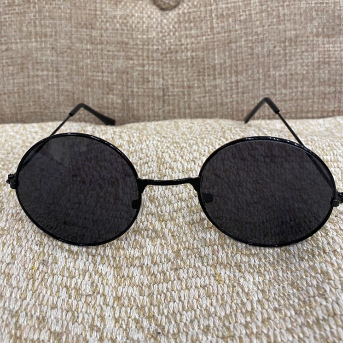 

Round Frame Sunglasses
