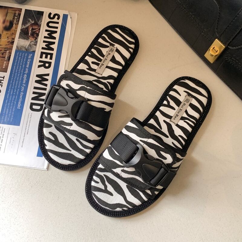 

Zebra Striped Buckle Slide Sandals, Black