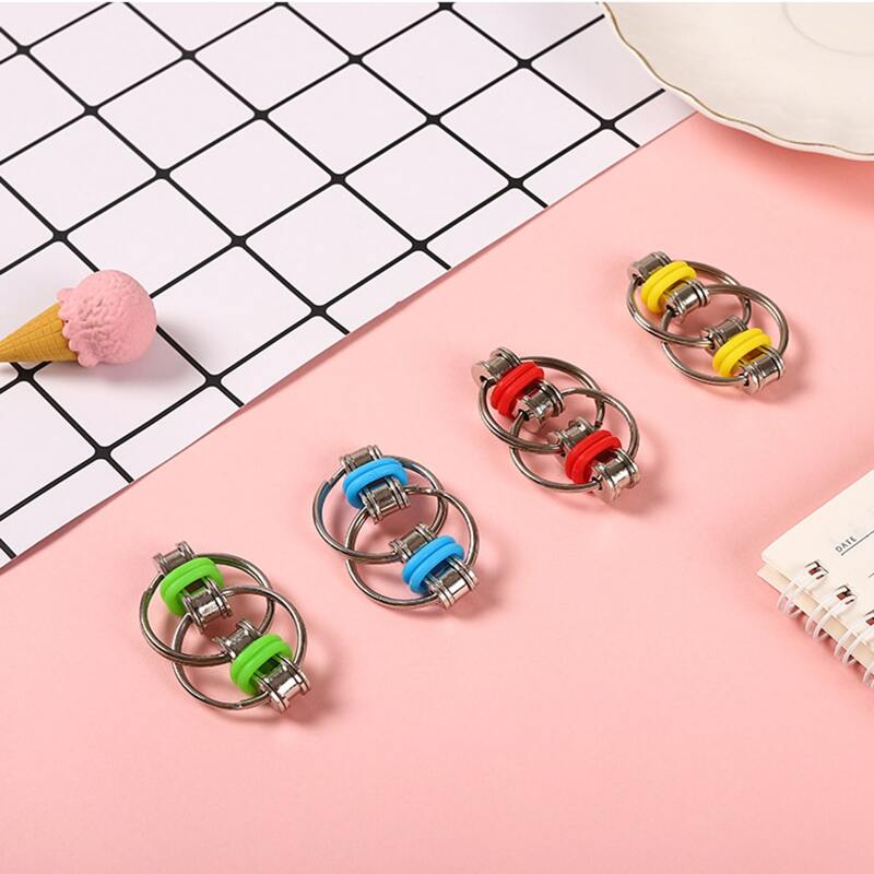 

1pc Random Finger Chain Toy, Multicolor
