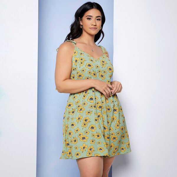 

Plus Tie Shoulder Shirred Back Allover Floral Cami Dress, Multicolor