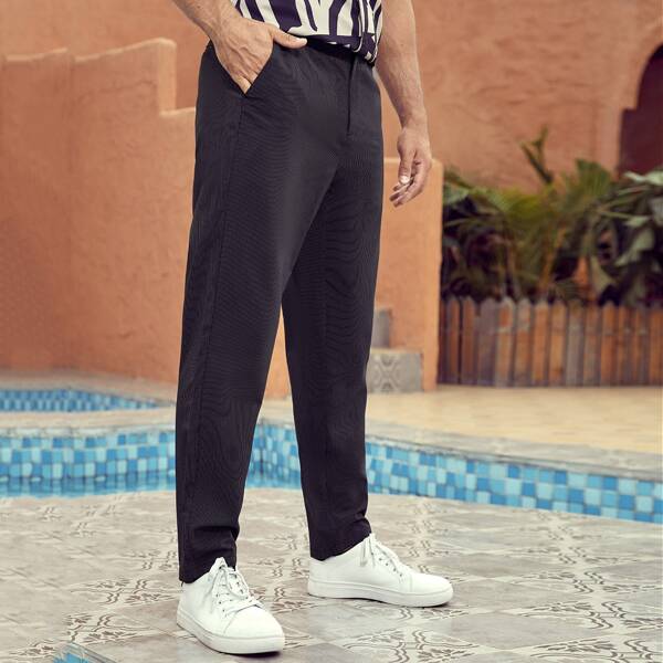 

Men Solid Pocket Pants, Black